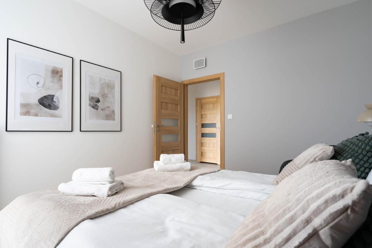 Symphony Modern Tower Apartamenty Гдиня Екстер'єр фото